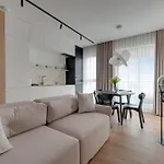 Apartment Sol Marina - Pool, Spa, Wellness, Riverview & Parking By Downtown *