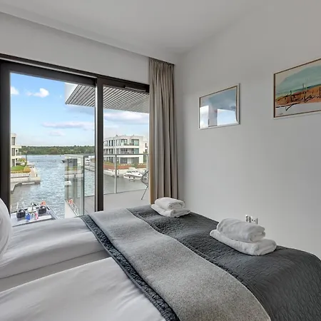 Sol Marina - Pool, Spa, Wellness, Riverview & Parking By Downtown アパート *