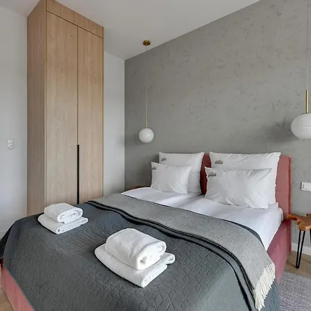 Daire Sol Marina Riverview With Free Parking & Additional By Downtown *