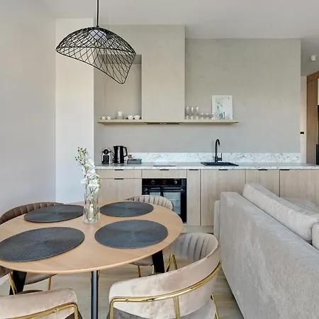 Daire Sol Marina Riverview With Free Parking & Additional By Downtown