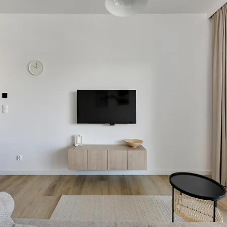 Sol Marina - Pool, Spa, Wellness, Riverview & Parking By Downtown