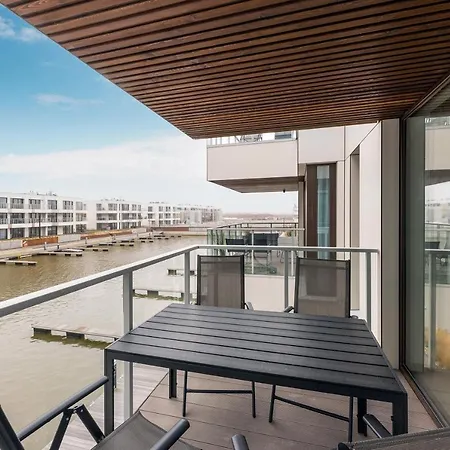 Sol Marina - Pool, Spa, Wellness, Riverview & Parking By Downtown *