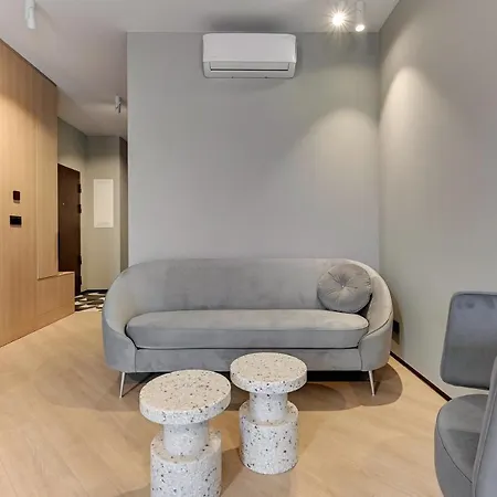 Sol Marina - Pool, Spa, Wellness, Riverview & Parking By Downtown