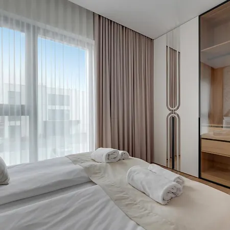 Sol Marina - Pool, Spa, Wellness, Riverview & Parking By Downtown דירה *