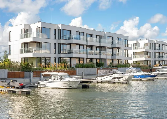 Sol Marina - Pool, Spa, Wellness, Riverview & Parking By Downtown