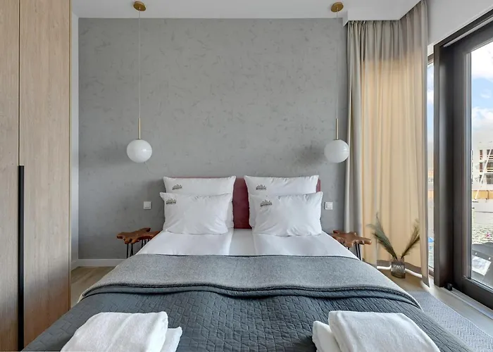 Sol Marina - Pool, Spa, Wellness, Riverview & Parking By Downtown Lejlighed Wislinka