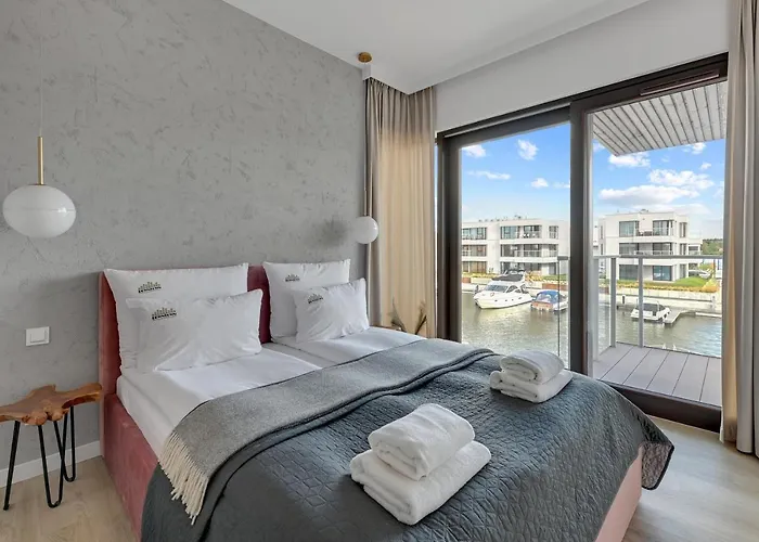 Lejlighed Sol Marina - Pool, Spa, Wellness, Riverview & Parking By Downtown Wislinka